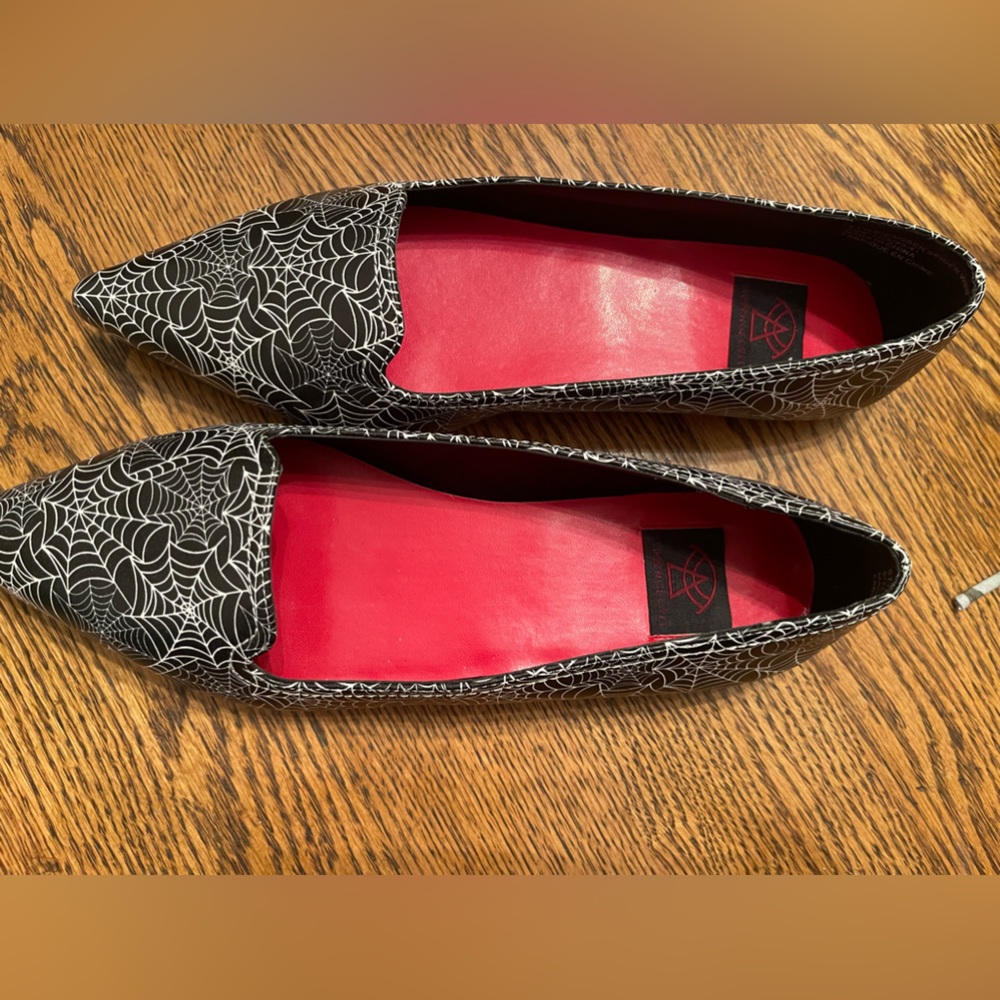 Spider Web Dagger Flat Strange Cvlt